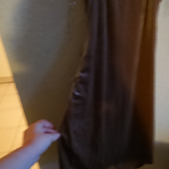 Gold Velvet Short diagonal ruffle dress - Picture 3 of 3